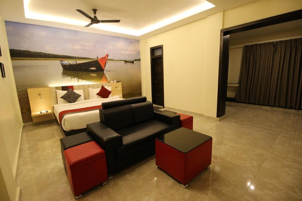 The Butterfly Luxury Serviced Apartments Visakhapatnam Esterno foto