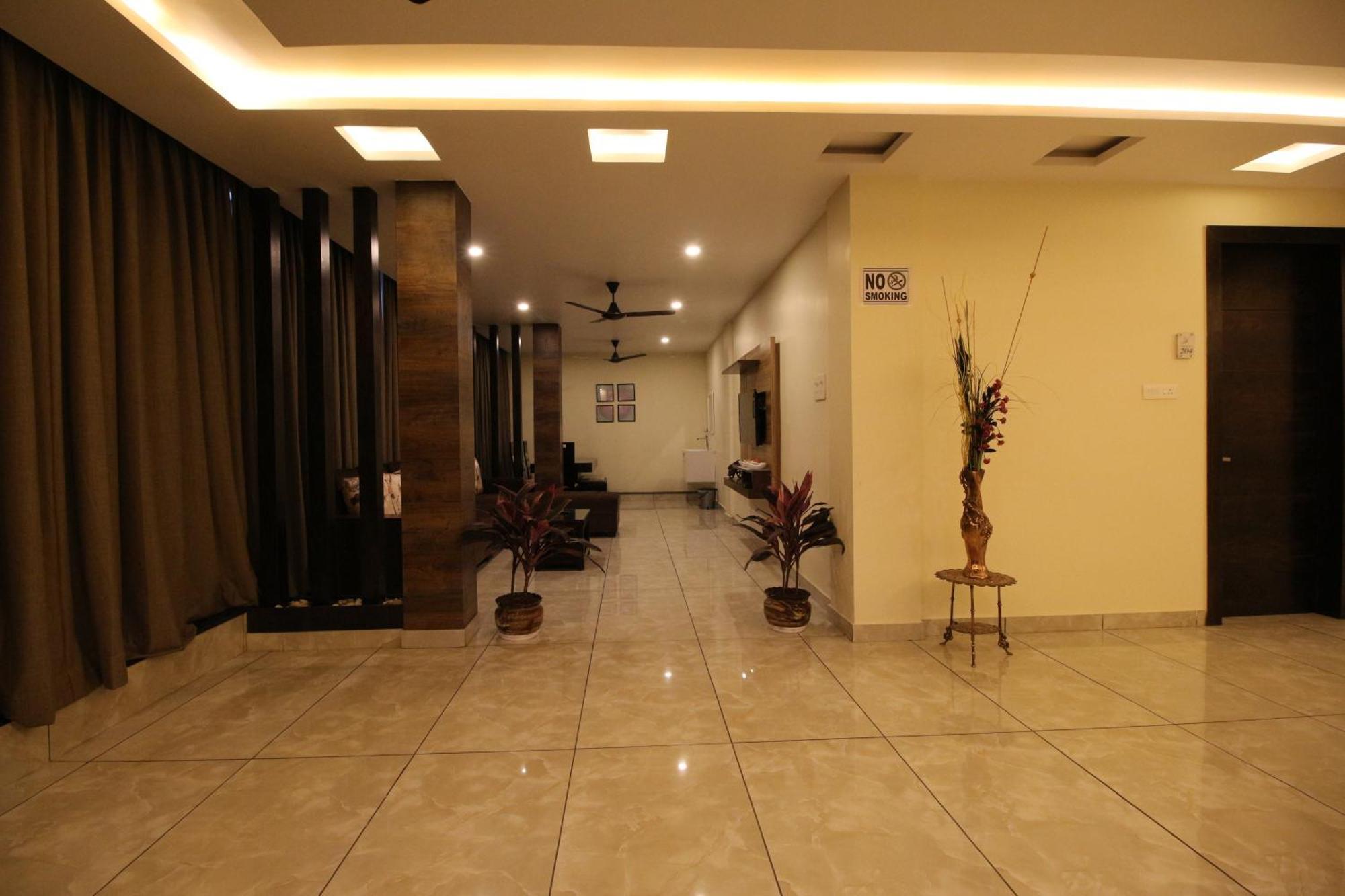 The Butterfly Luxury Serviced Apartments Visakhapatnam Esterno foto